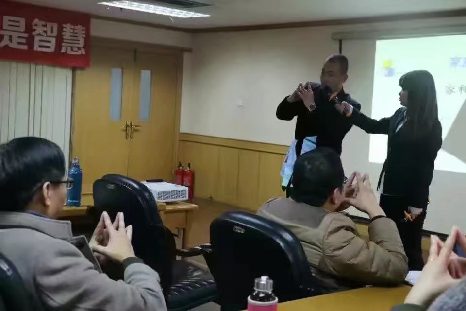 有管教叛逆孩子教育咨询-青海叛逆青少年
