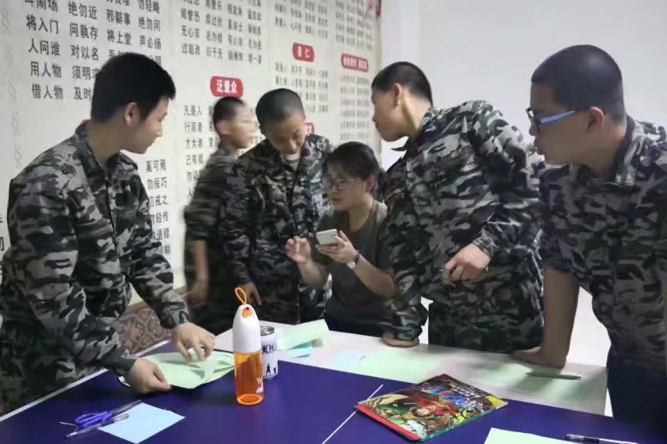 初三孩子不上学怎么办 正规叛逆少年教育咨询 中学生厌学叛逆怎么办