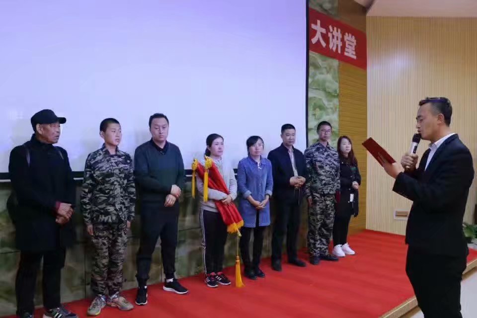 那有教育问题孩子的地方 教育叛逆不上学孩子的 专门管教叛逆青少年的教育咨询